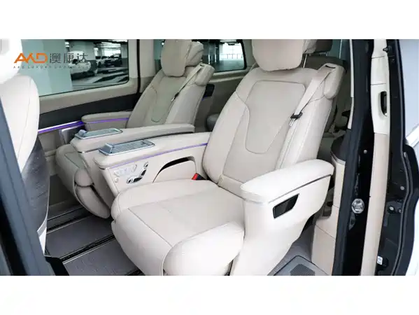 Mercedes-Benz V-Class 2025