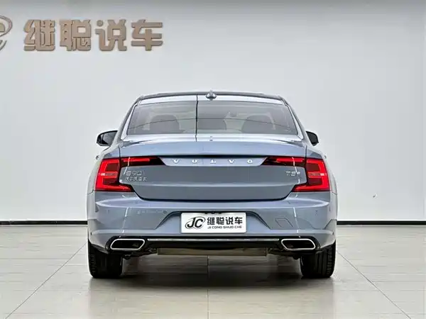 Volvo S90 2019