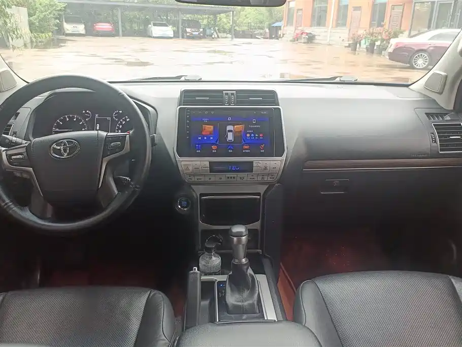 Toyota Prado 2019 — фото 12