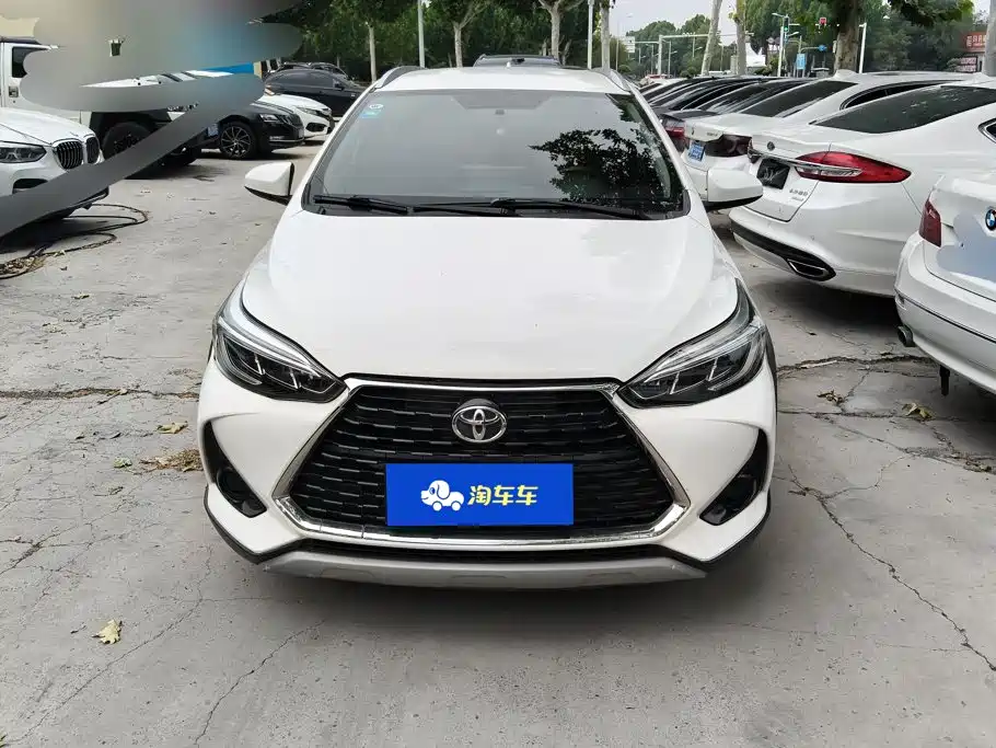 Toyota Yaris L 2020