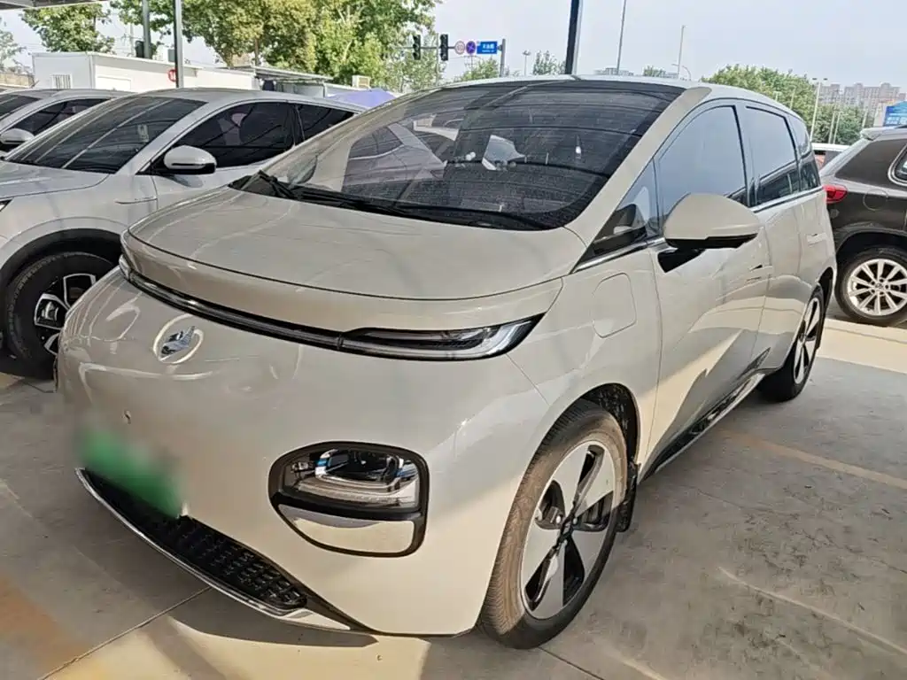 Baojun Clouds 2023