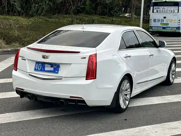Cadillac ATS-L 2015