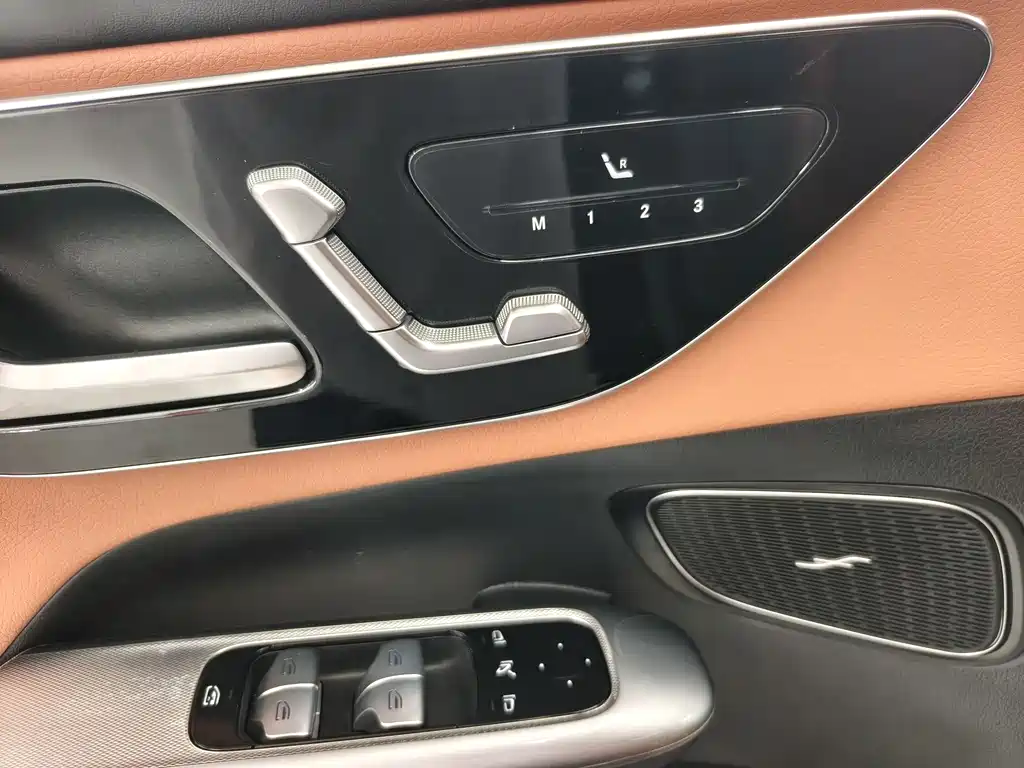 Mercedes-Benz GLC 2023 — фото 21