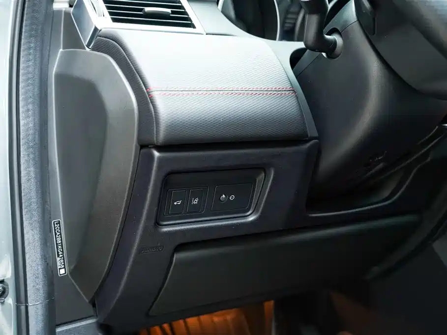 Land Rover Discovery Sport 2020 — фото 8