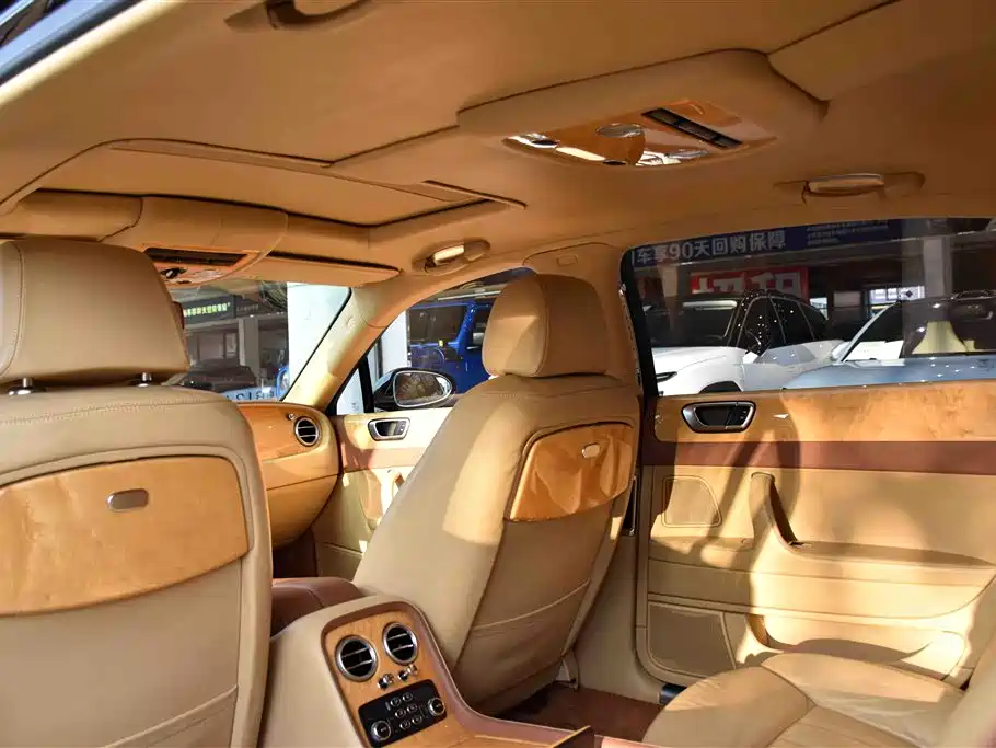 Bentley Flying Spur 2008 — фото 12