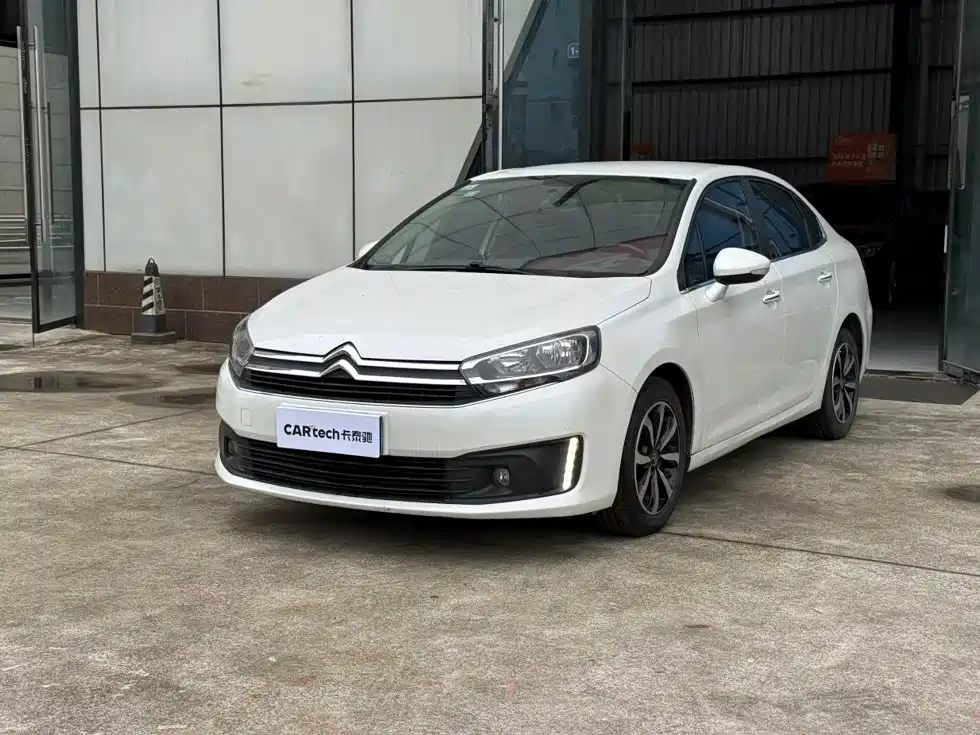 Citroën C4 Sega 2016 — фото 15