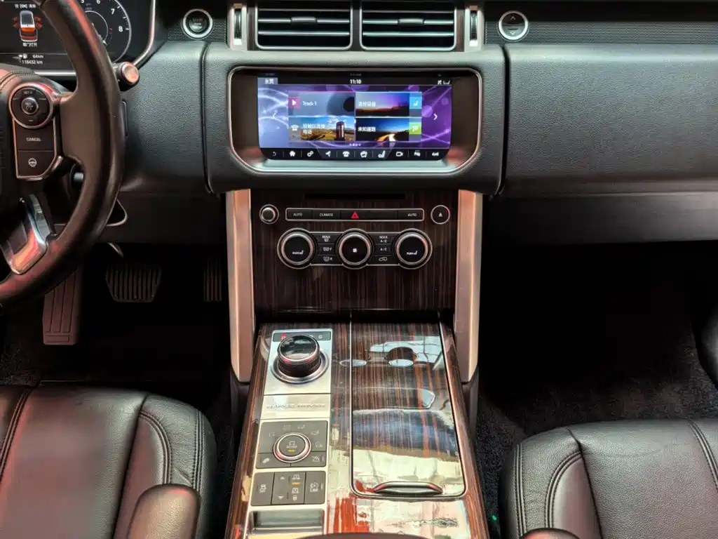 Land Rover Range Rover 2017 — фото 12