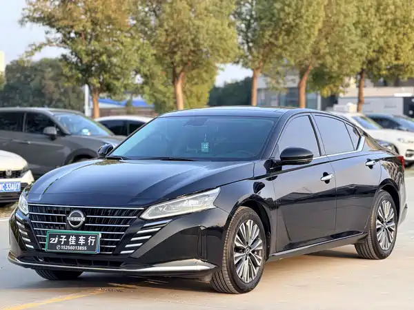Nissan Teana 2022