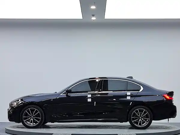 BMW 3 Series 2022