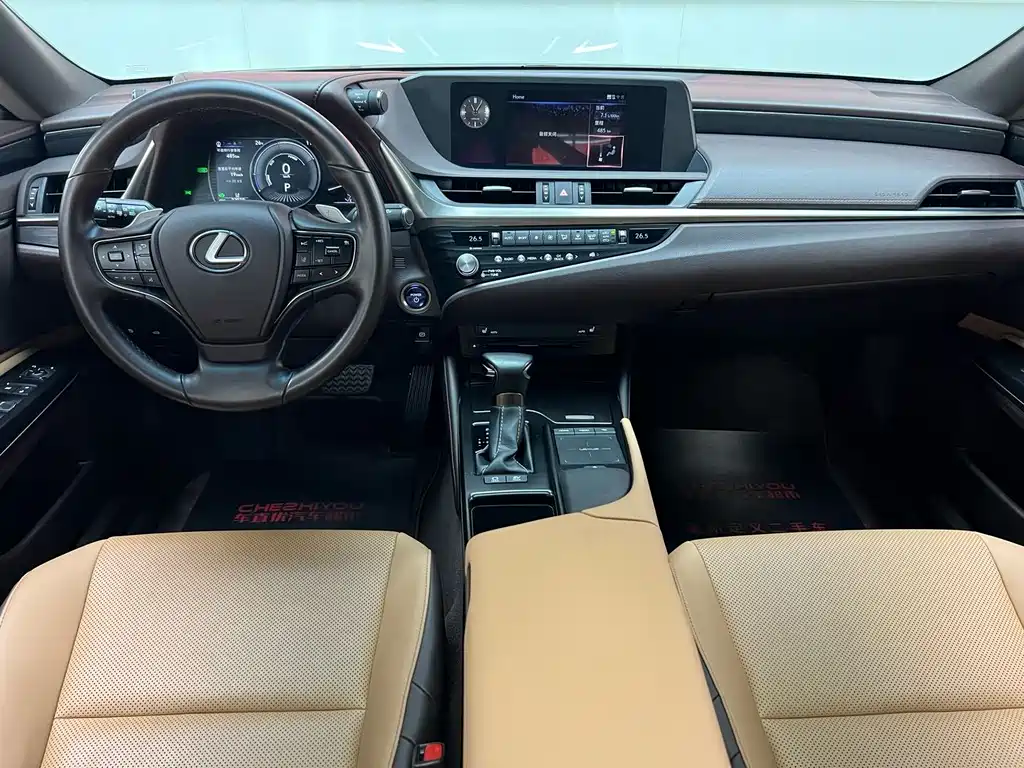Lexus ES 2021 — фото 12