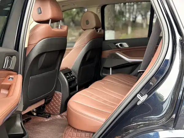 BMW X5 2021