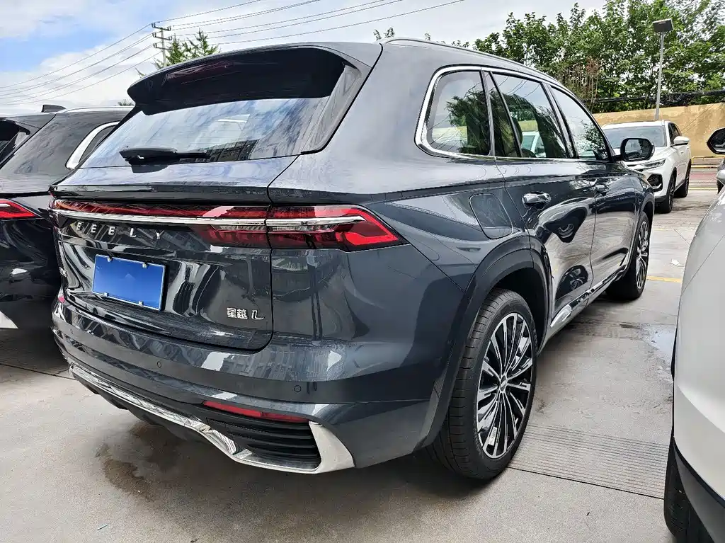 Geely Xingyue L 2025 — фото 14