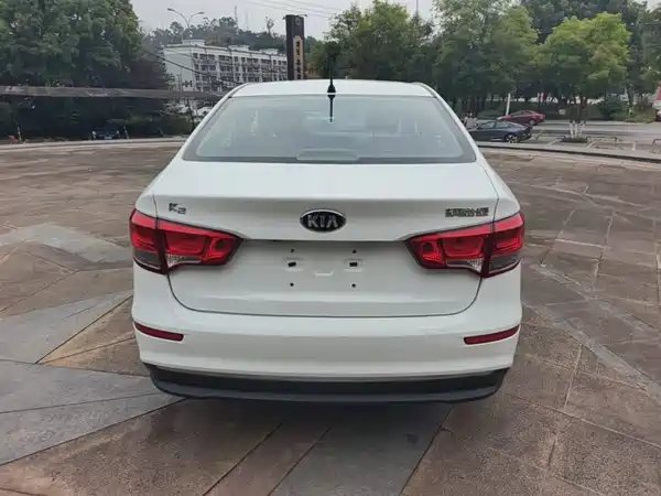 Kia K2 2015