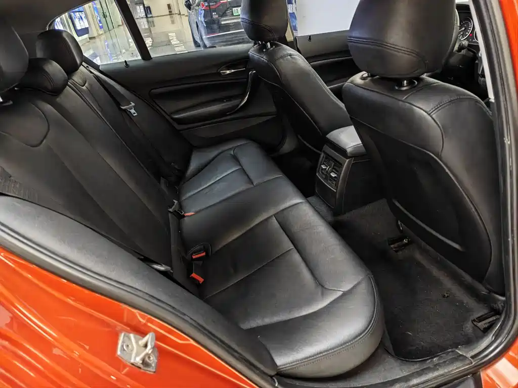 BMW 1 Series 2014 — фото 10