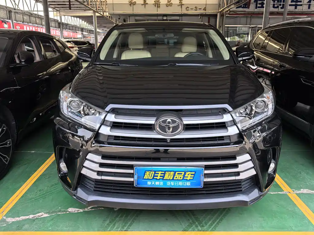Toyota Highlander 2019 — фото 2