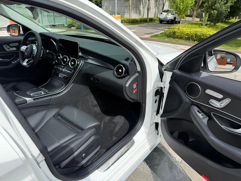 Mercedes-Benz C-Class 2020 — фото 45