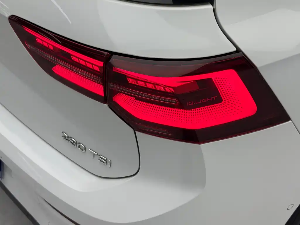 Volkswagen Golf 2022