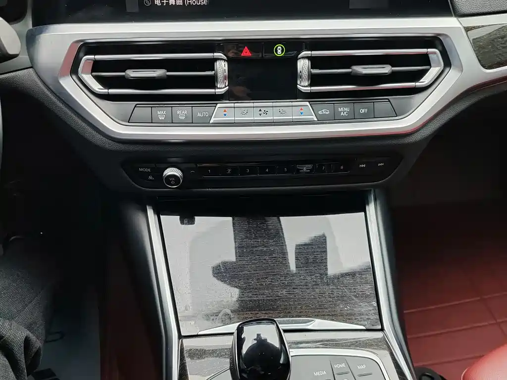 BMW 3 Series 2022 — фото 13