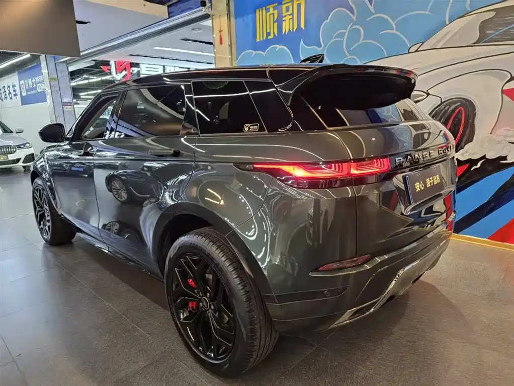 Land Rover Evoque 2022 — фото 3
