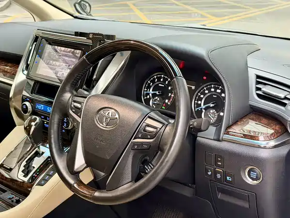 Toyota Alphard 2018