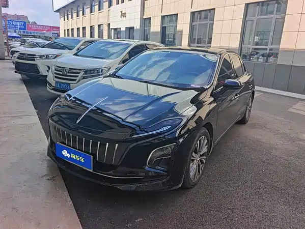 Hongqi E-QM5 2023