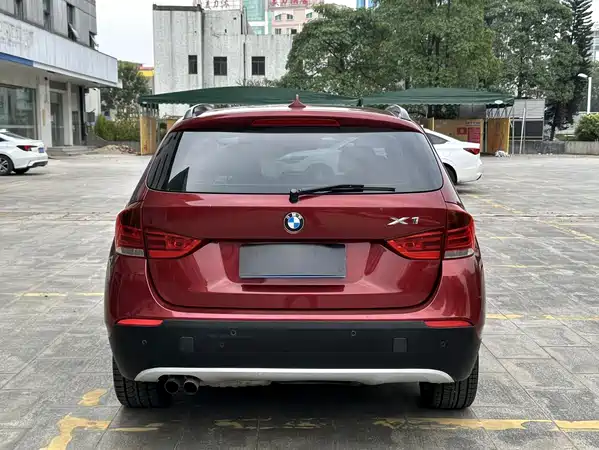 BMW X1 2011