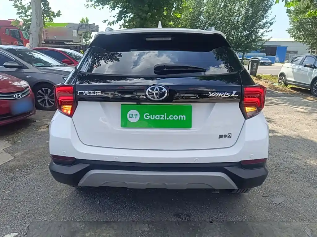 Toyota Yaris L 2020