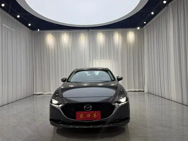 Mazda 3 Axela 2023