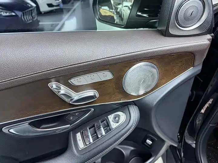 Mercedes-Benz GLC 2020