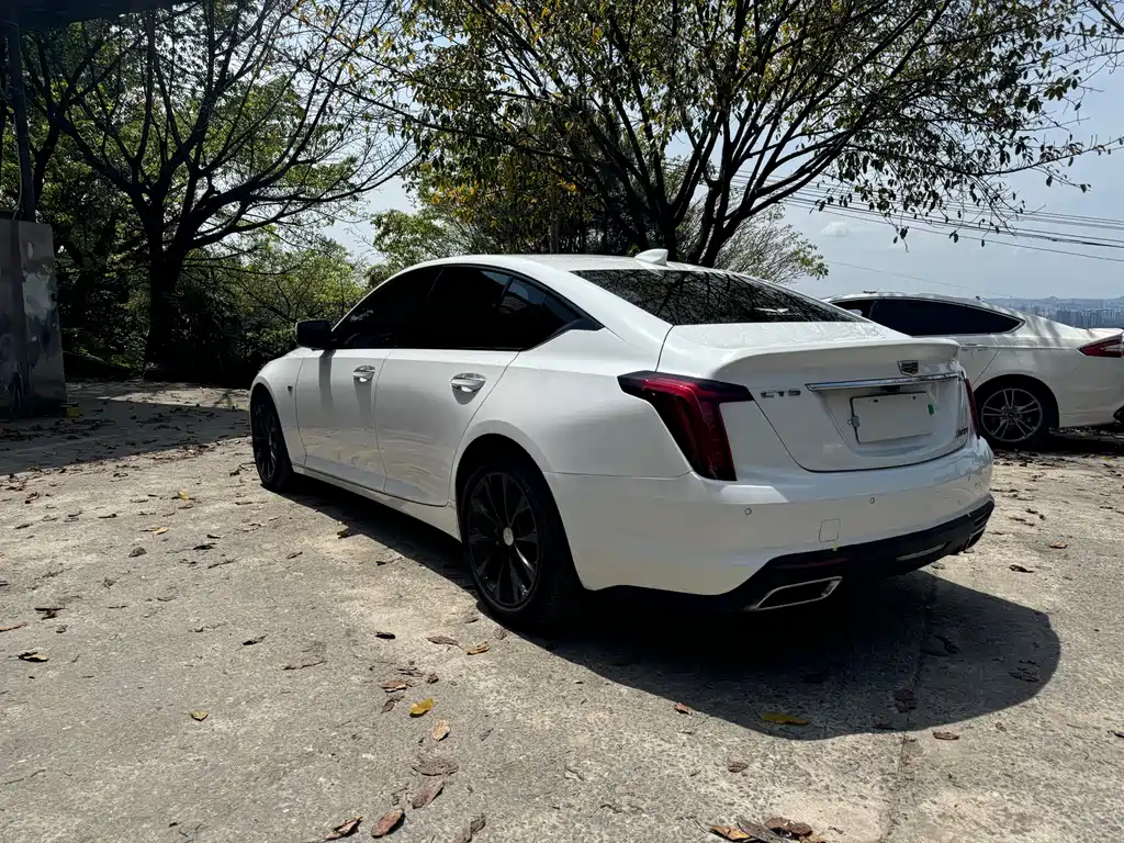 Cadillac CT5 2022 — фото 16