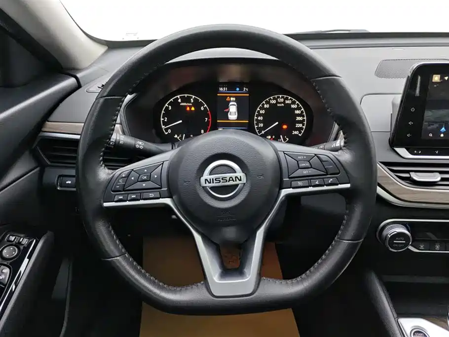 Nissan Teana 2023 — фото 15