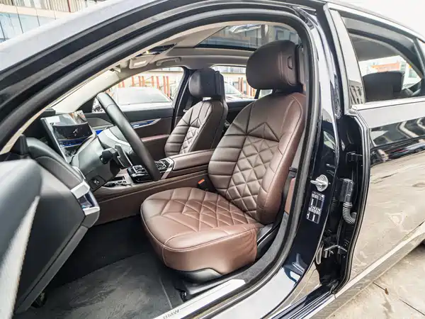 BMW 7 Series 2023