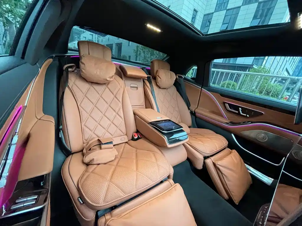 Mercedes-Benz Maybach S-Class 2025 — фото 22