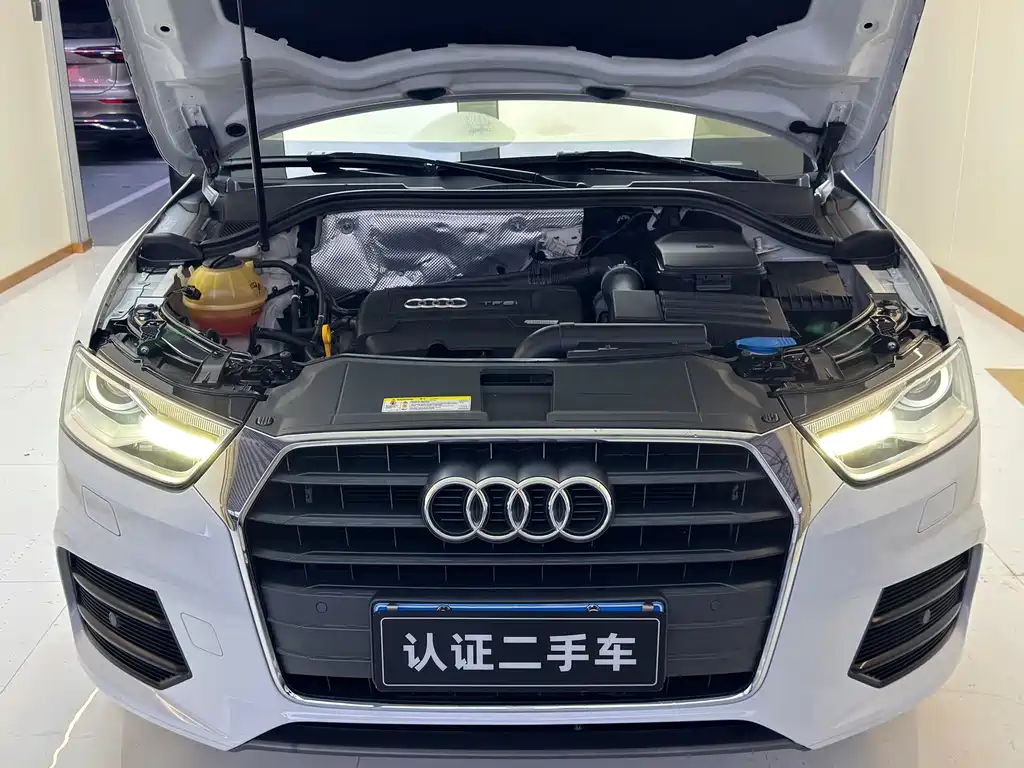 Audi Q3 2017 — фото 20