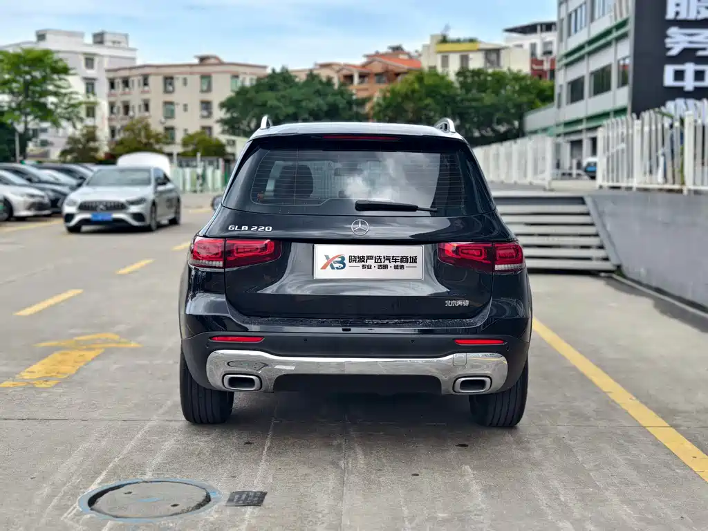 Mercedes-Benz GLB 2023 — фото 3