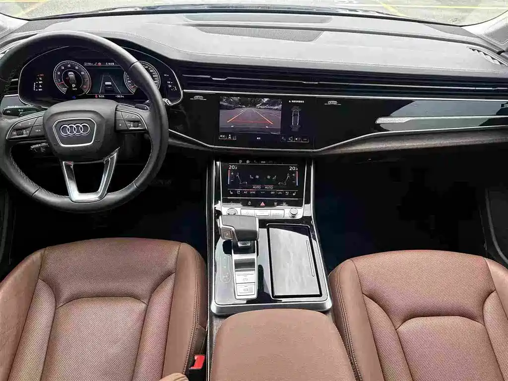 Audi Q7 2025 — фото 6