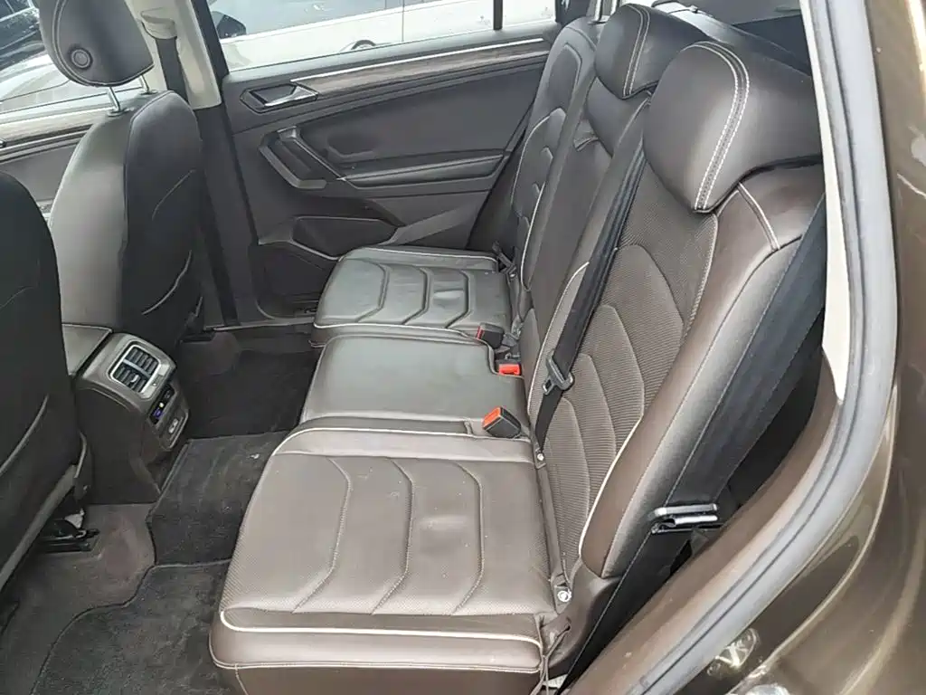 Volkswagen Tiguan L 2017 — фото 17