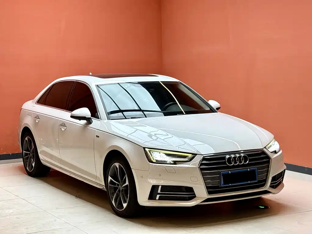Audi A4L 2018