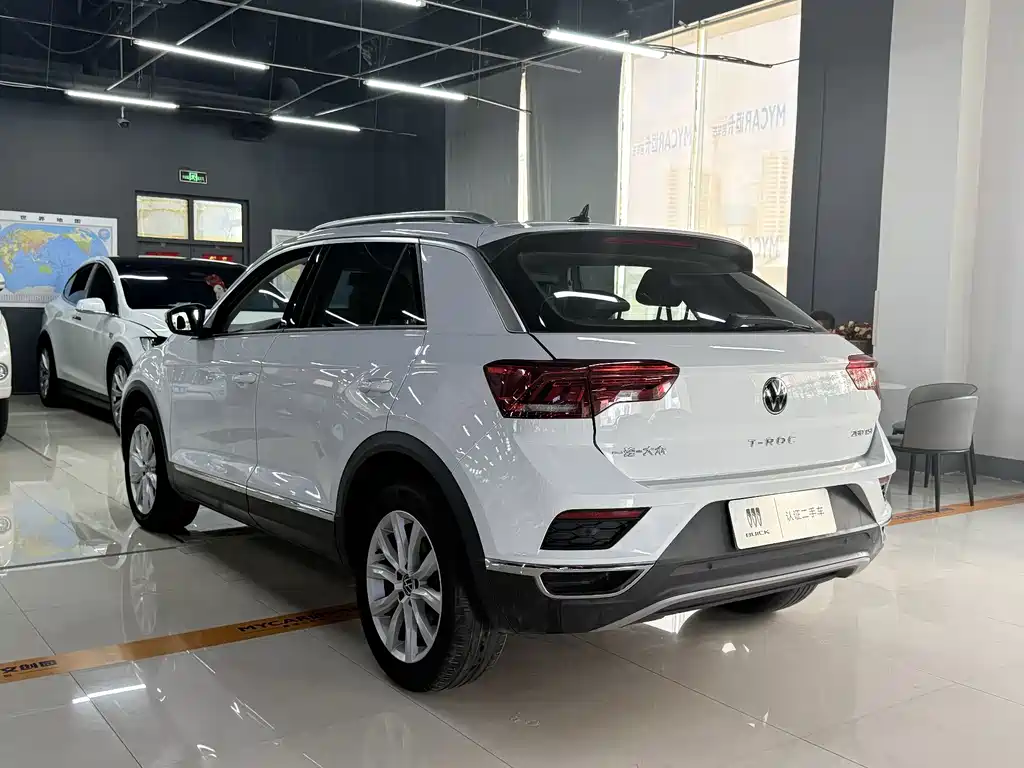 Volkswagen T-Roc 2023
