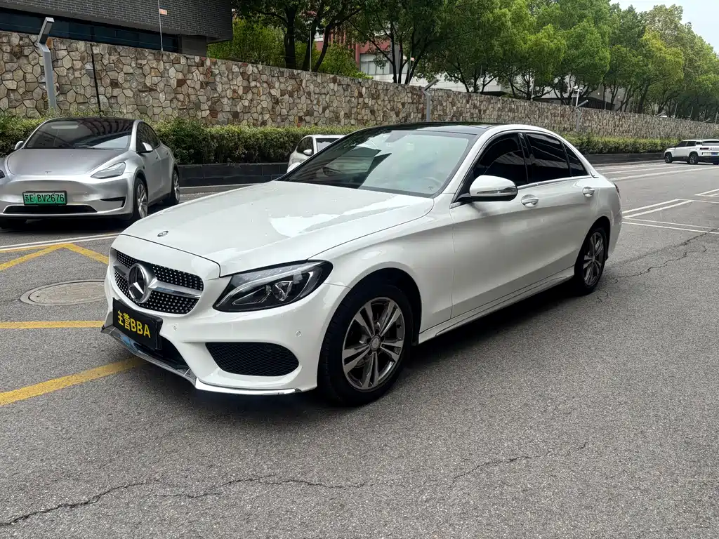 Mercedes-Benz C-Class 2017 — фото 1