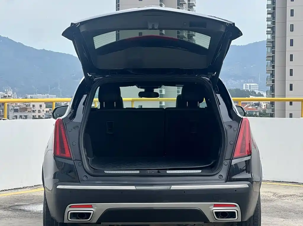 Cadillac XT5 2020 — фото 9