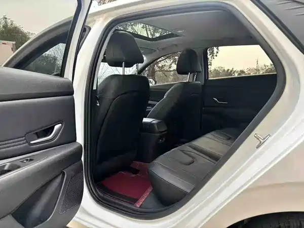 Hyundai Elantra 2022