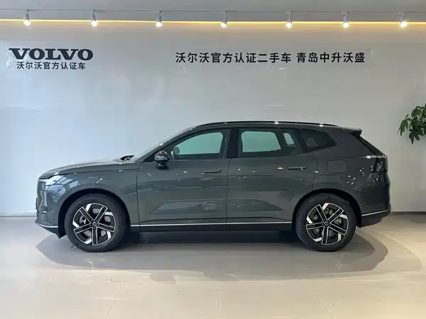 Volvo XC70 Plug-In Hybrid 2026