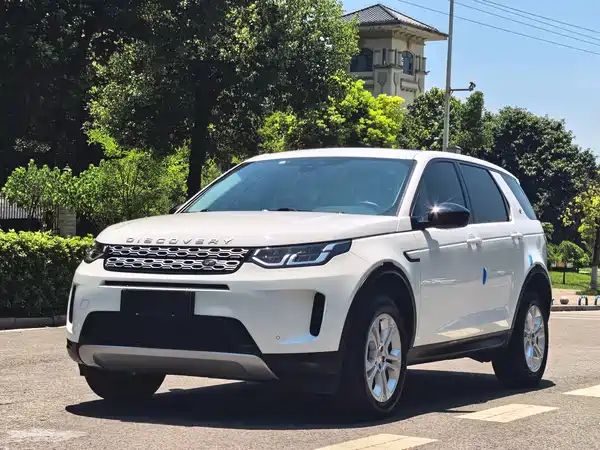 Land Rover Discovery Sport 2021