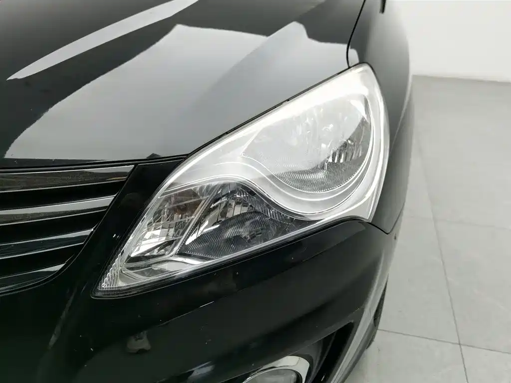 Hyundai Elantra 2011