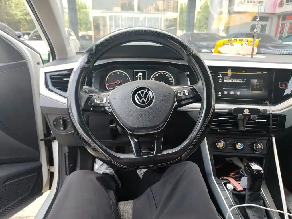Volkswagen Polo 2021