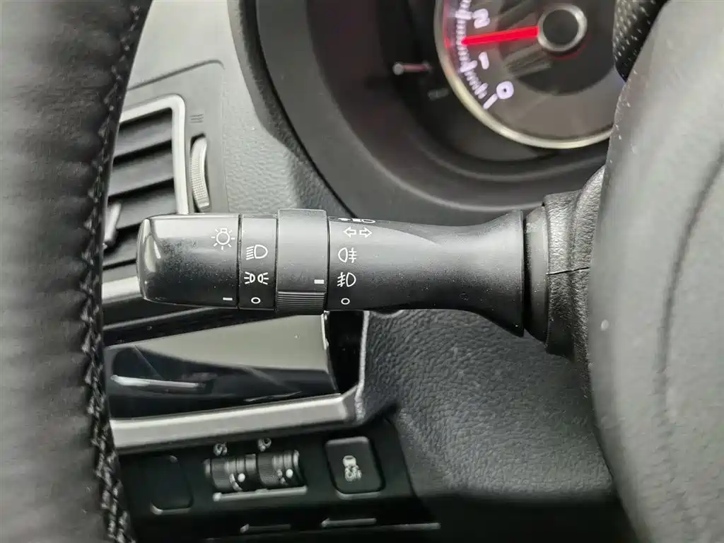 Subaru Forester 2017 — фото 21