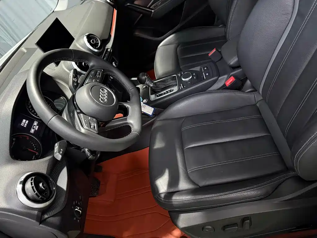 Audi Q2L 2022