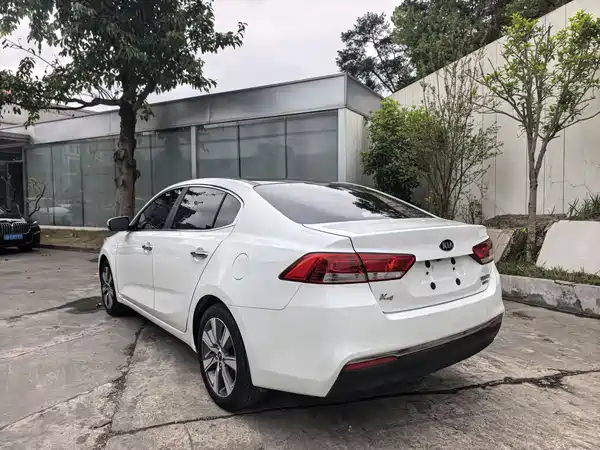 Kia K4 2017