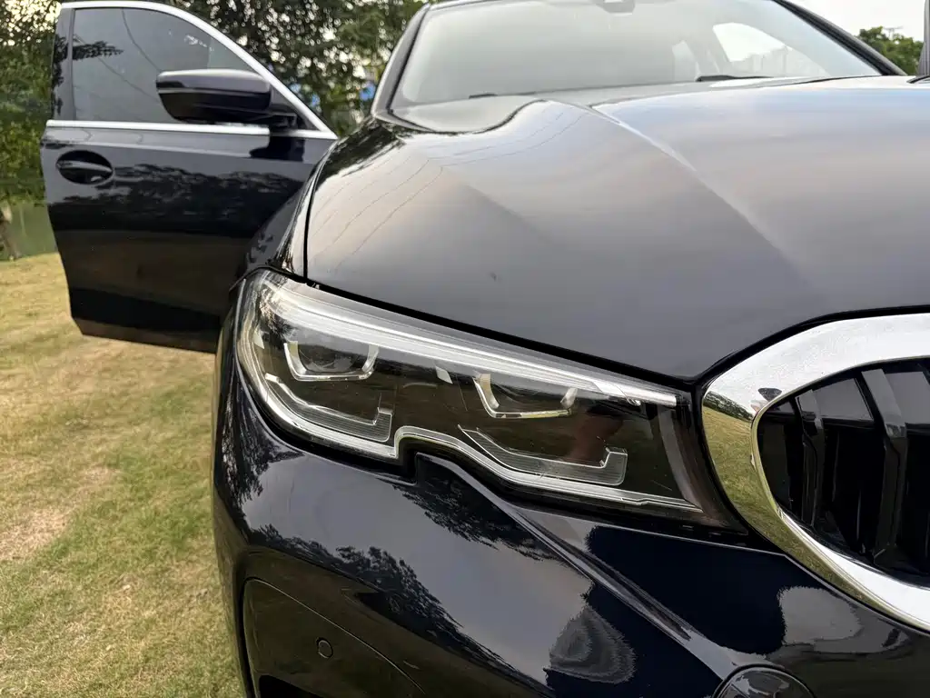 BMW 3 Series 2021 — фото 15